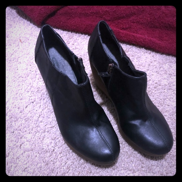 Dr. Scholl's Shoes - Dr. Scholl’s Black Wedges